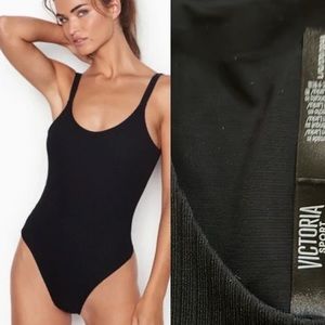 Victoria Sport black ribbed bodysuit